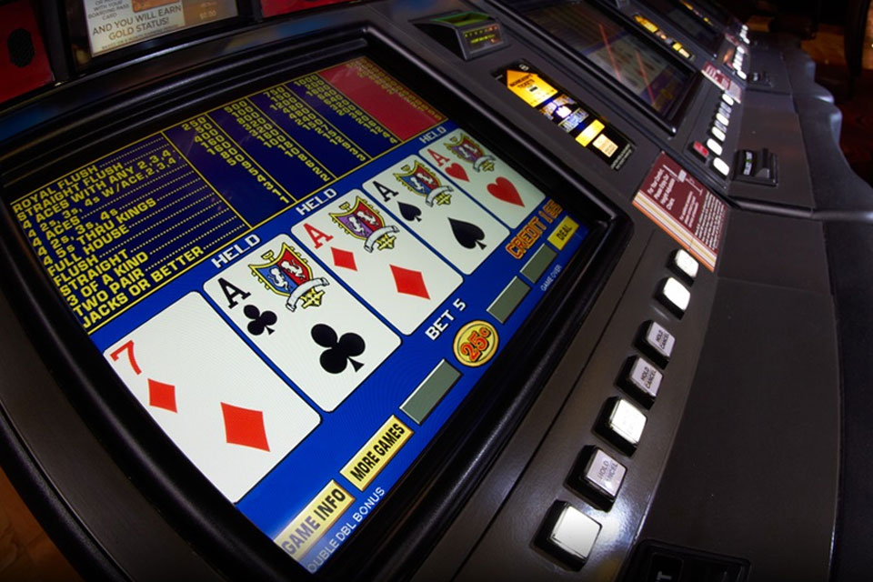 MayaPlay Video Poker Guide: Learn Pay Tables, Strategies & Hand Rankings