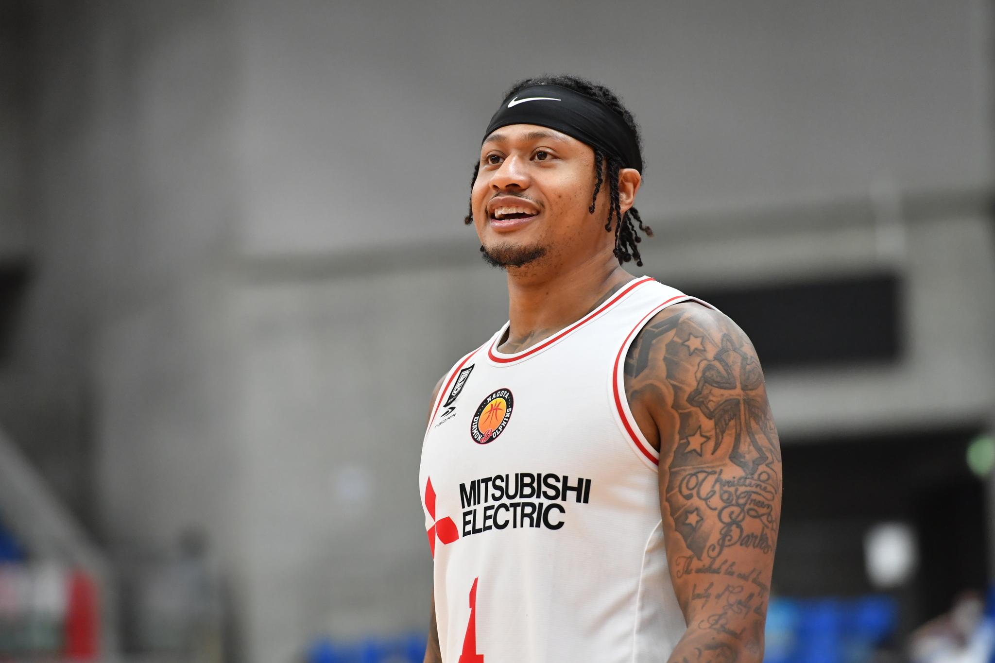 Parks and Persistence: Ray Parks Jr. Re-Signs with Osaka in B.League – Full Story via MayaPlay